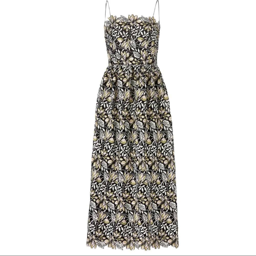 Monique Lhuillier  garden Lace  Sheeth  dress / gown